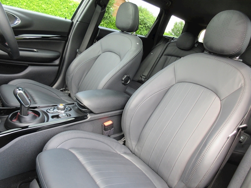 MINI 2.0 John Cooper Works Estate 6dr Petrol Steptronic ALL4 (s/s) (306 ps)