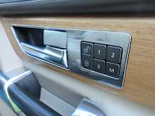 Land Rover Discovery Sdv6 Hse - U1458