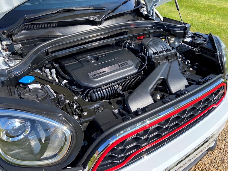 MINI 2.0 John Cooper Works SUV 5dr Petrol Auto ALL4 Euro 6 (s/s) (306 ps)