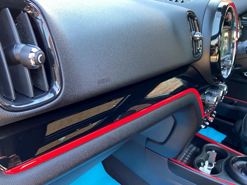 MINI 2.0 John Cooper Works SUV 5dr Petrol Auto ALL4 Euro 6 (s/s) (306 ps)