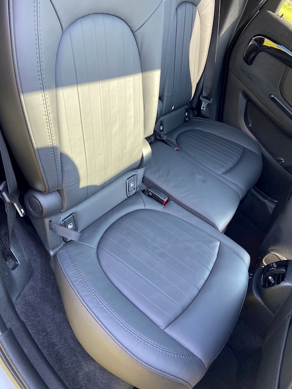 MINI 2.0 John Cooper Works SUV 5dr Petrol Auto ALL4 Euro 6 (s/s) (306 ps)