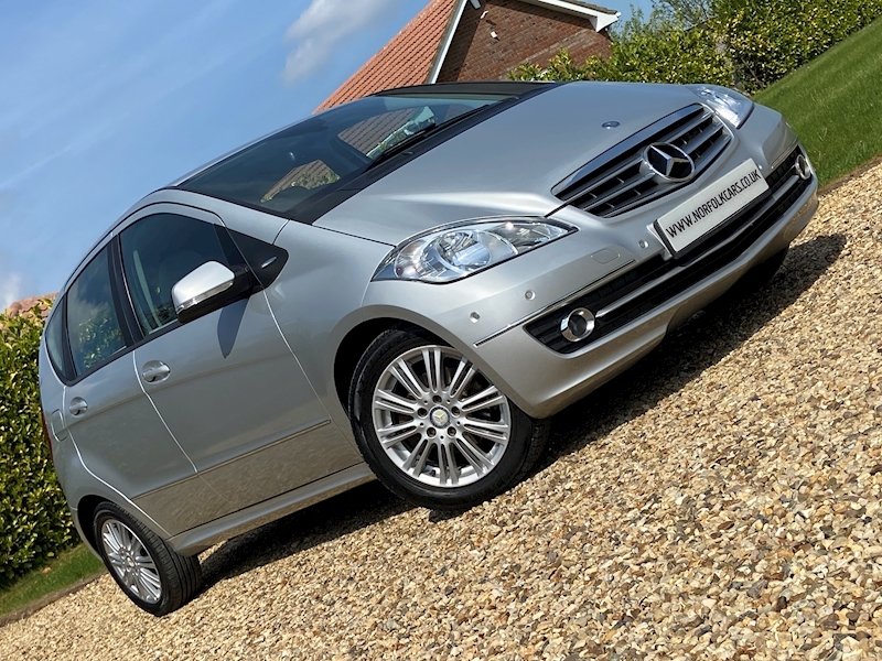 Mercedes-Benz 1.5 A150 Elegance SE Hatchback 5dr Petrol CVT (162 g/km, 95 bhp)