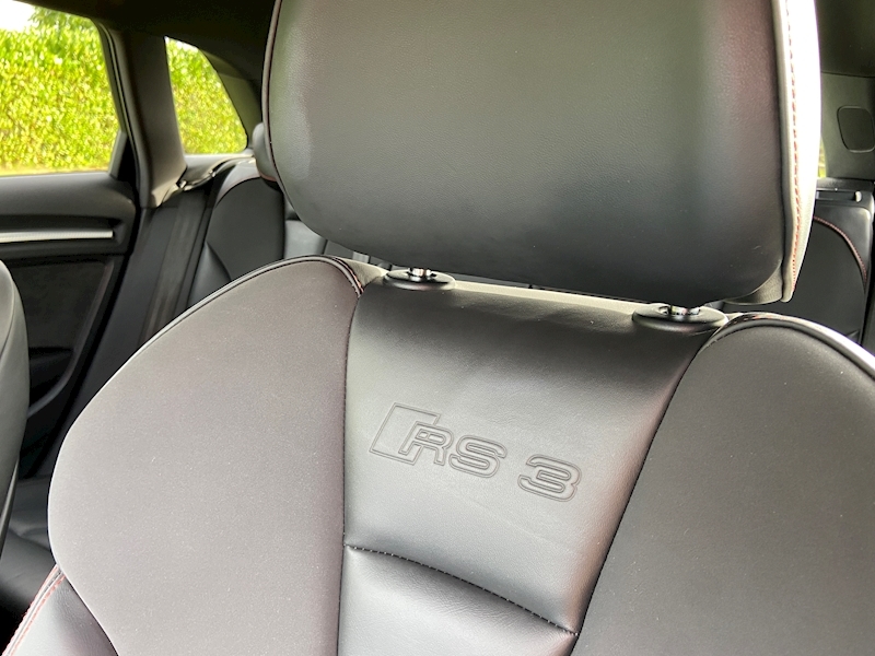 Audi 2.5 TFSI Sportback 5dr Petrol S Tronic quattro Euro 6 (s/s) (Nav) (367 ps)