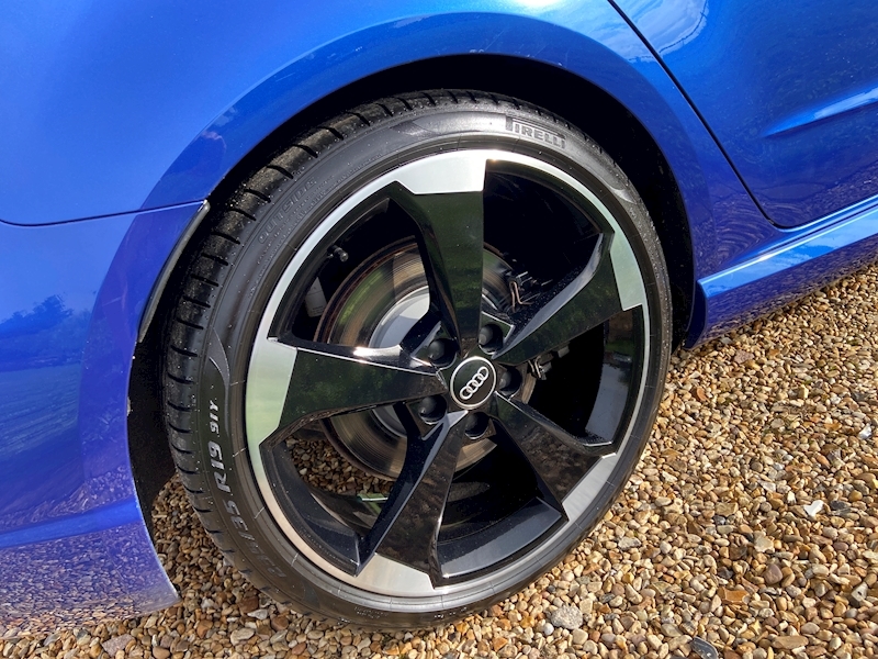 Audi 2.5 TFSI Sportback 5dr Petrol S Tronic quattro Euro 6 (s/s) (Nav) (367 ps)