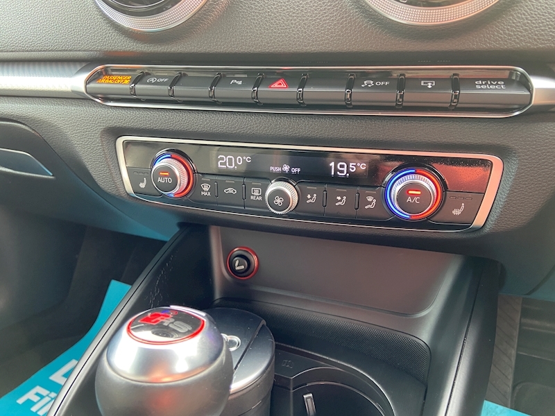 Audi 2.5 TFSI Sportback 5dr Petrol S Tronic quattro Euro 6 (s/s) (Nav) (367 ps)