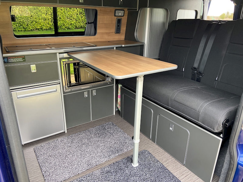 Ford 2.0 TDCi 270 Limited Panel Van 5dr Diesel Manual L1 H2 (157 g/km, 128 bhp)