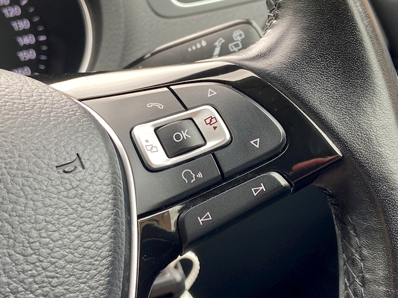 Volkswagen 1.2 TSI BlueMotion Tech SEL Hatchback 3dr Petrol Manual Euro 6 (s/s) (110 ps)