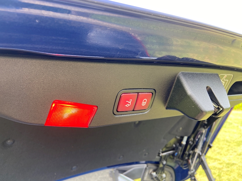 Mercedes-Benz 3.0 SL400 V6 Edition Roadster 2dr Petrol G-Tronic+ Euro 6 (s/s) (367 ps)