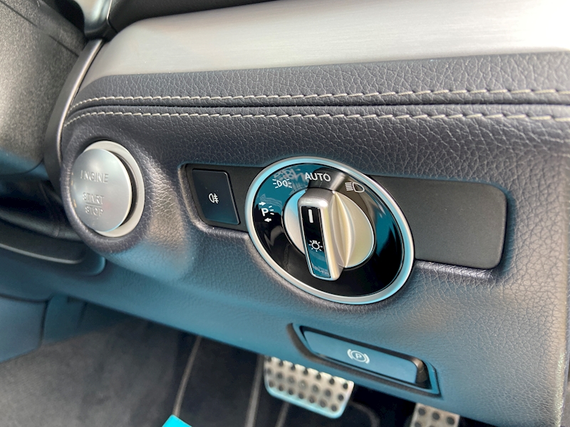 Mercedes-Benz 3.0 SL400 V6 Edition Roadster 2dr Petrol G-Tronic+ Euro 6 (s/s) (367 ps)