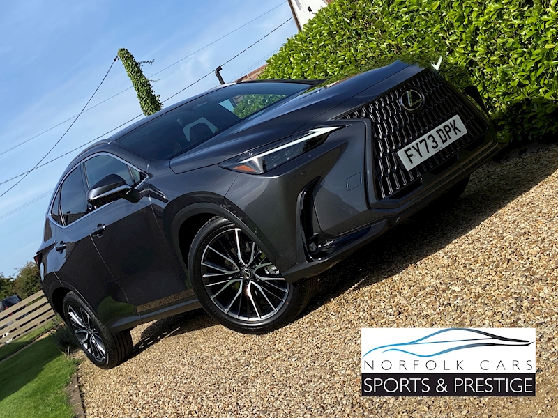 Lexus 2.5 Takumi SUV 5dr Petrol Hybrid E-CVT 4WD Euro 6 (s/s) (Sunroof) (242 ps)