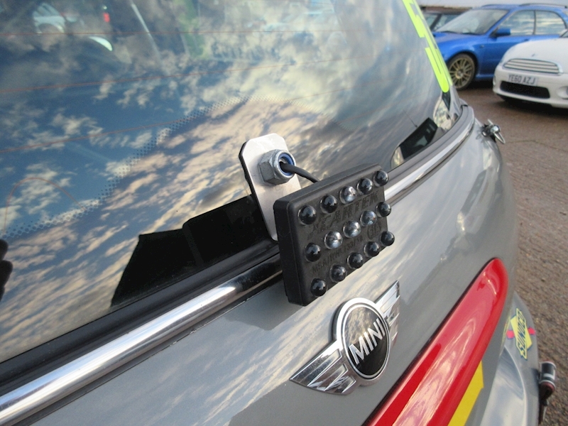 Mini Mini Cooper S Hatchback 1.6 Manual Petrol