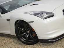 Nissan Gt-R Black Edition - U5