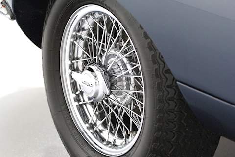 Jaguar E Type 4.2 4.2 Coupe Manual Petrol