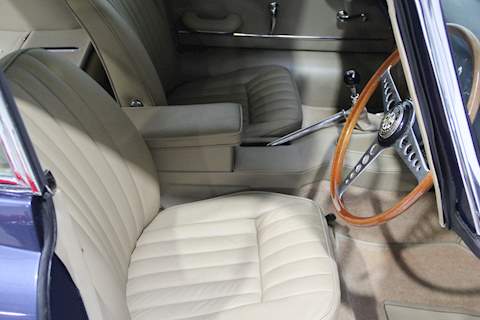 Jaguar E Type 4.2 4.2 Coupe Manual Petrol