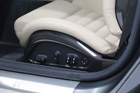 Ferrari 599 GTB Fiorano Coupe 5.0 Coupe F1 Petrol