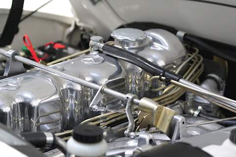 Mercedes-Benz 230 SL Roadster Coupe Manual Petrol