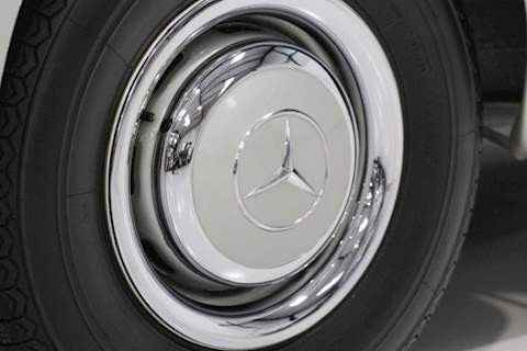 Mercedes-Benz 190SL Roadster 1.9 2dr Roadster Manual Petrol