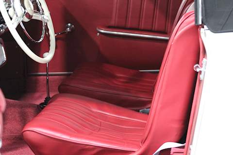 Mercedes-Benz 190SL Roadster 1.9 2dr Roadster Manual Petrol