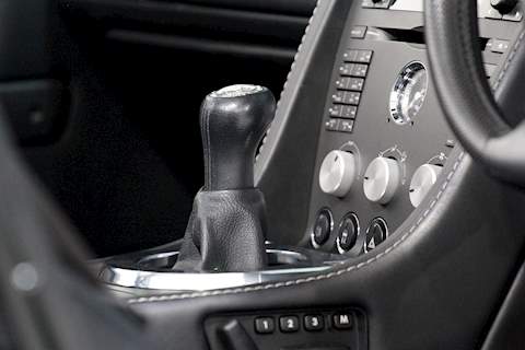 Aston Martin Vantage V8 Roadster N400 Convertible 4.3 Manual Petrol