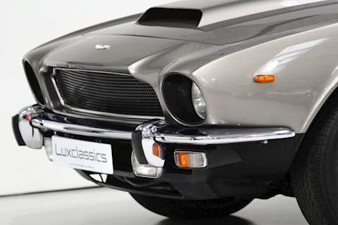 Aston Martin V8  Saloon 5.3 Manual Petrol