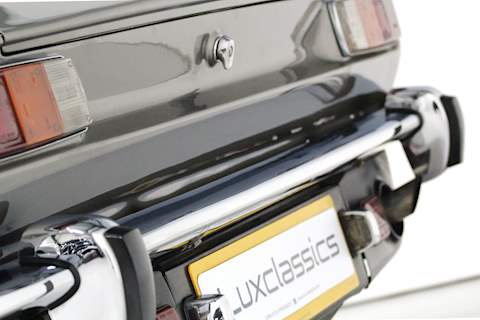 Aston Martin V8  Saloon 5.3 Manual Petrol