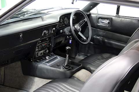 Aston Martin V8  Saloon 5.3 Manual Petrol