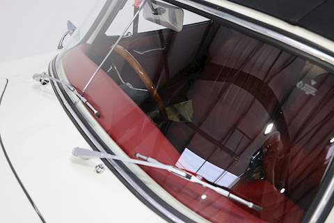 Porsche 1600 1600 3dr Convertible Manual four speed Petrol