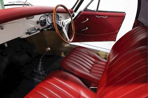 Porsche 1600 1600 3dr Convertible Manual four speed Petrol