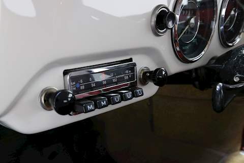 Porsche 1600 1600 3dr Convertible Manual four speed Petrol