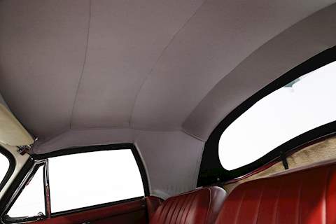 Porsche 1600 1600 3dr Convertible Manual four speed Petrol