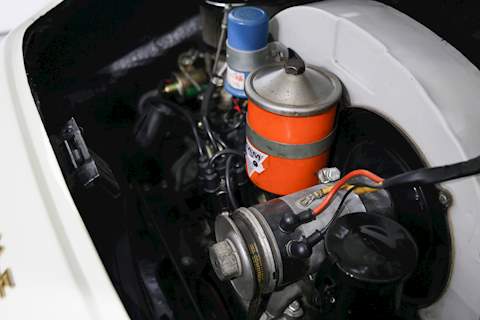 Porsche 1600 1600 3dr Convertible Manual four speed Petrol