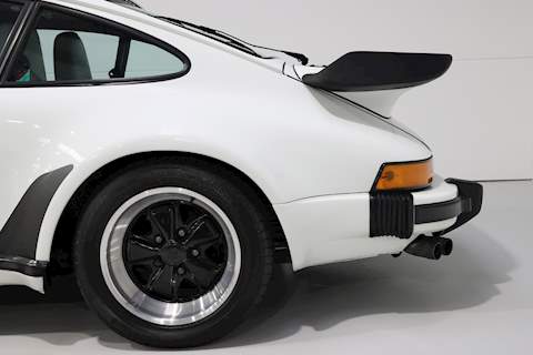 Porsche 5 Series  Saloon 2.5 Manual Petrol