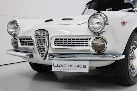 Alfa Romeo 2000 Spider 2.0 Convertible Petrol