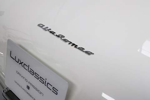 Alfa Romeo 2000 Spider 2.0 Convertible Petrol