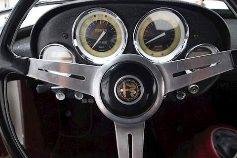 Alfa Romeo 2000 Spider 2.0 Convertible Petrol