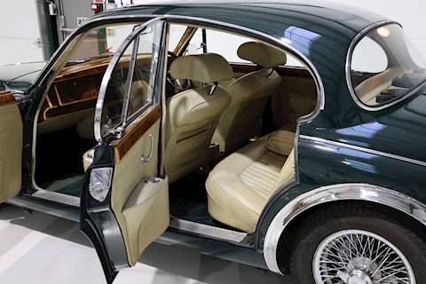Jaguar MKII Vicarage 3.8 Saloon Manual Petrol