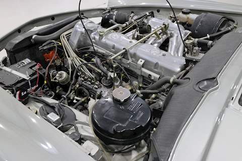 Mercedes-Benz 230 SL Roadster 2.3 2dr Convertible Automatic Petrol