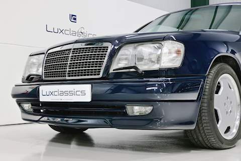 Mercedes-Benz E320 Convertible 3.2 2dr Convertible Automatic Petrol