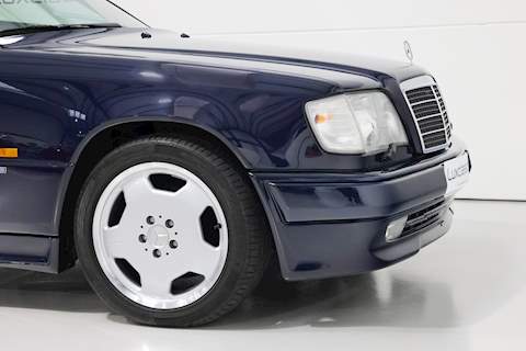 Mercedes-Benz E320 Convertible 3.2 2dr Convertible Automatic Petrol