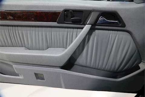 Mercedes-Benz E320 Convertible 3.2 2dr Convertible Automatic Petrol