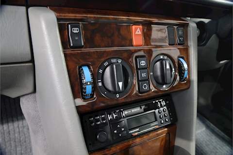 Mercedes-Benz E320 Convertible 3.2 2dr Convertible Automatic Petrol