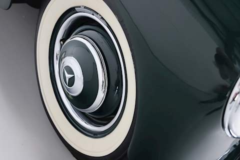 Mercedes-Benz 220  Cabriolet B 2.2 Convertible Manual Petrol