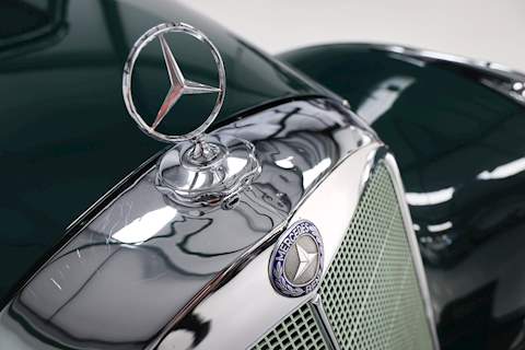 Mercedes-Benz 220  Cabriolet B 2.2 Convertible Manual Petrol