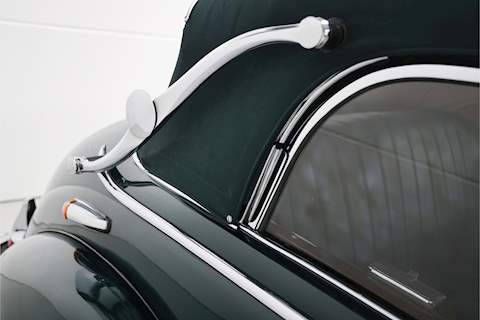 Mercedes-Benz 220  Cabriolet B 2.2 Convertible Manual Petrol