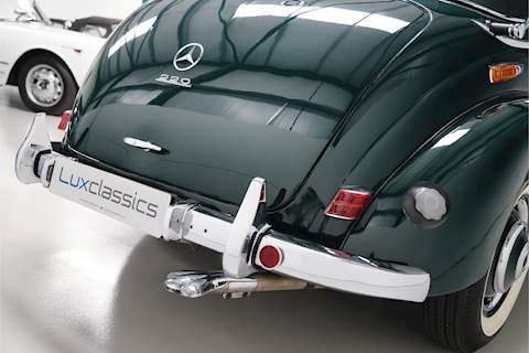 Mercedes-Benz 220  Cabriolet B 2.2 Convertible Manual Petrol