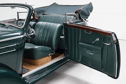 Mercedes-Benz 220  Cabriolet B 2.2 Convertible Manual Petrol