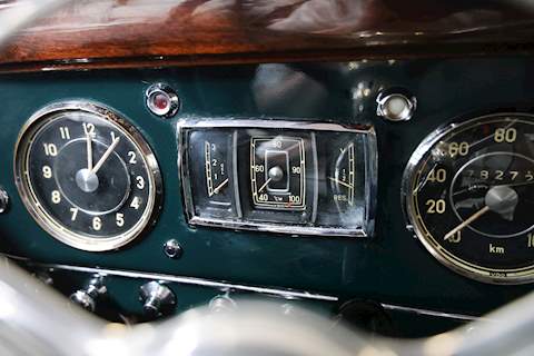 Mercedes-Benz 220  Cabriolet B 2.2 Convertible Manual Petrol