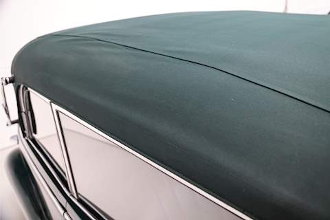 Mercedes-Benz 220  Cabriolet B 2.2 Convertible Manual Petrol