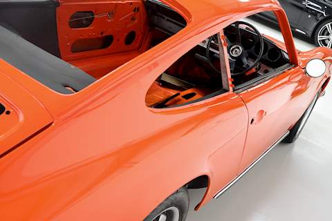 Porsche 911 T 2.2 Coupe Manual Petrol