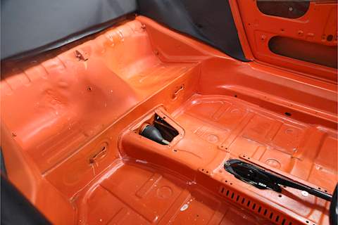 Porsche 911 T 2.2 Coupe Manual Petrol